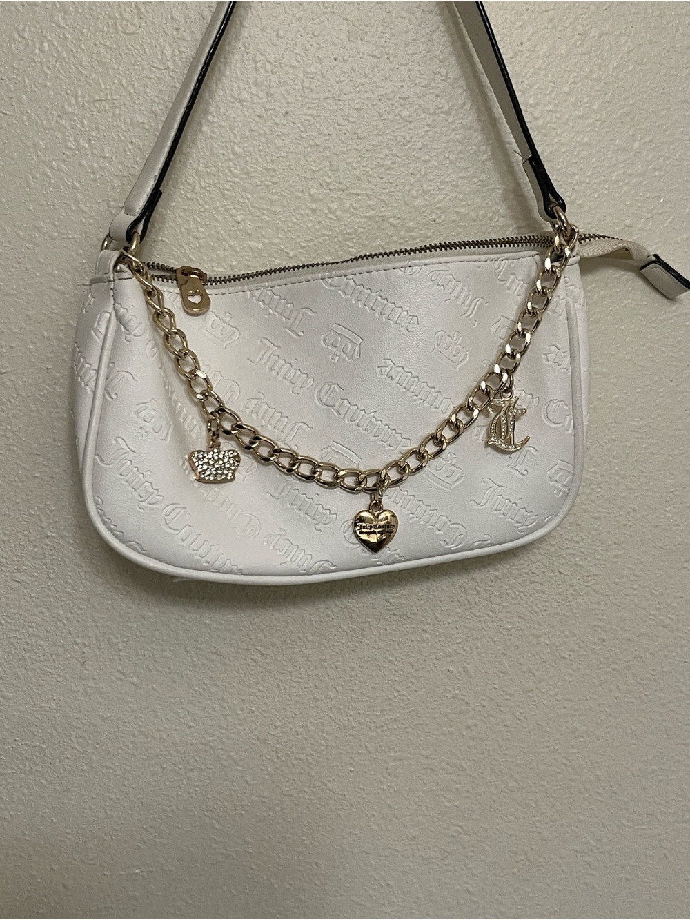 Juicy Couture White Logo-Embossed Shoulder Bag with Gold Charm Chain